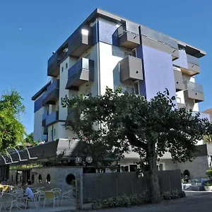 *** Hotel Carol Italie